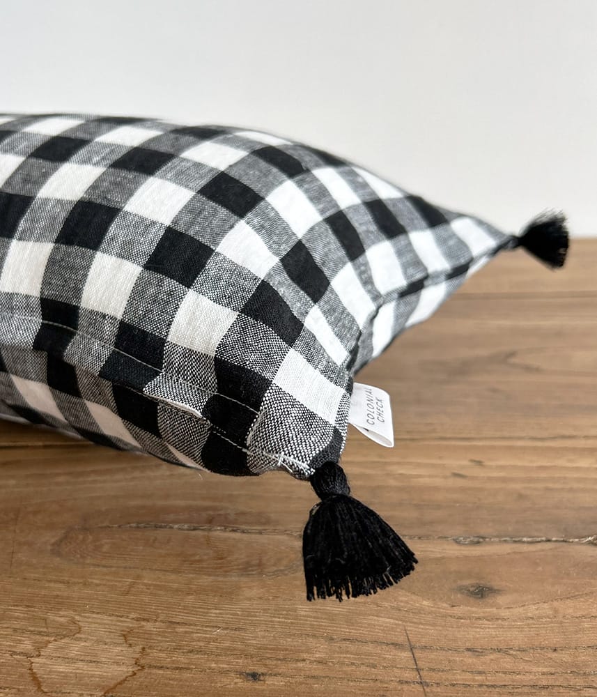 リトアニアリネン タッセル付きスモールクッション【ギンガムチェック】