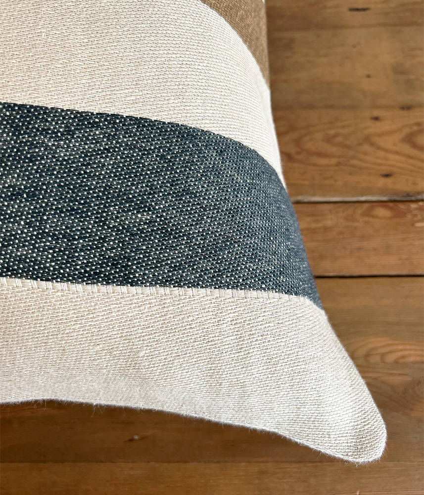 LIBECO HOME//リネンピローカバー【ダコタストライプ】