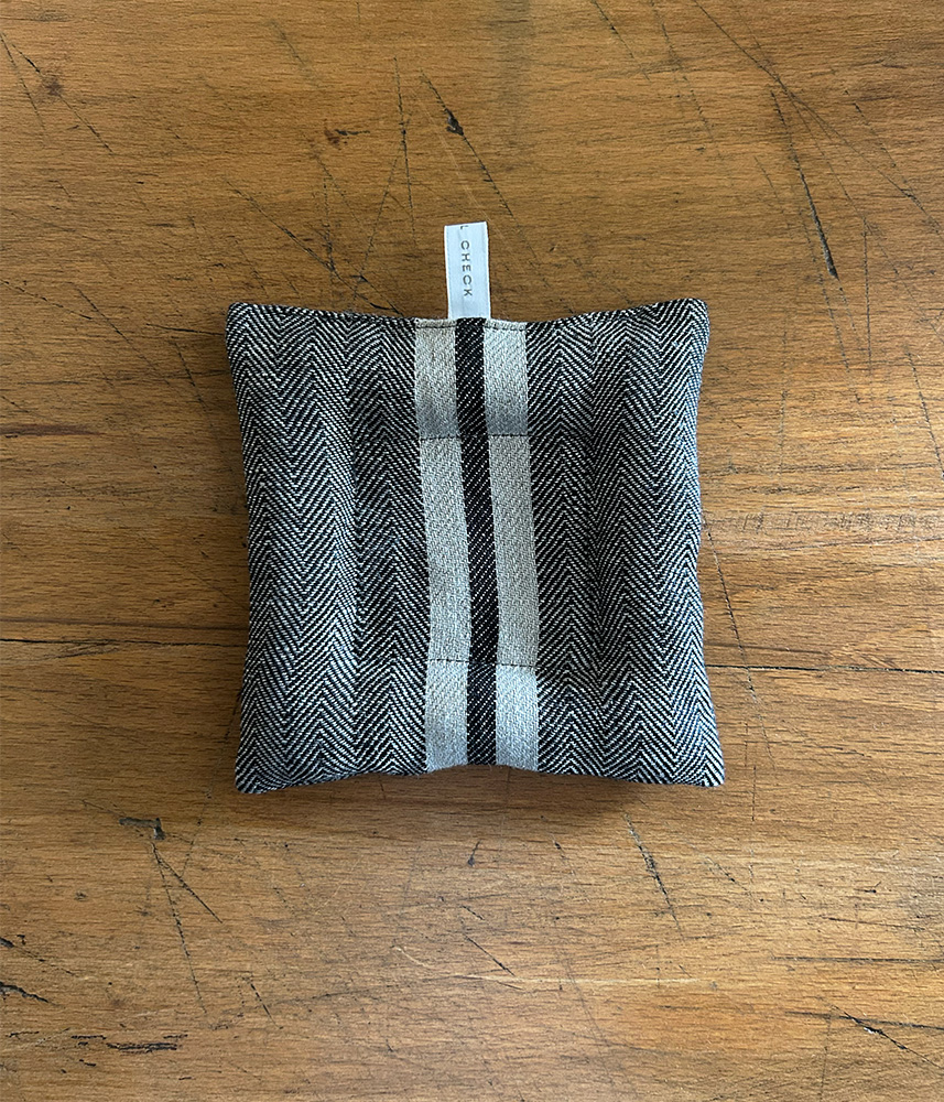 リネンクッションコースター【ブラックヘリンボーン】