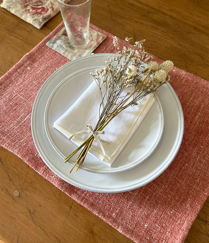 ヨーロッパリネン テーブルランチョンマット【シャンジェントレッド】