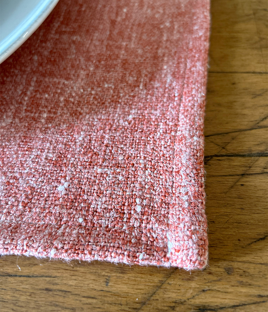 ヨーロッパリネン テーブルランチョンマット【シャンジェントレッド】